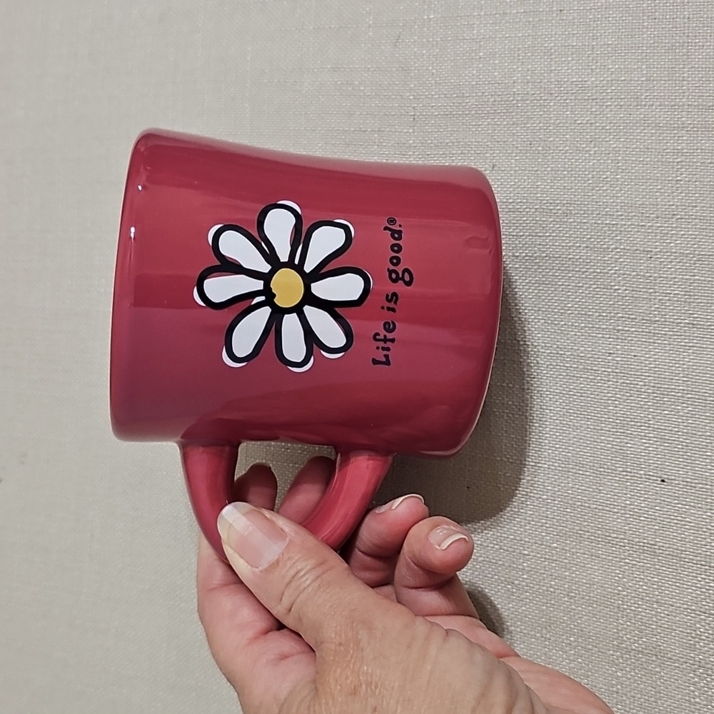 Life is Good Daisy Coffee Mug - Picture 4 of 9